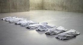 All'Hangar Bicocca il ciclo della vita di Cattelan