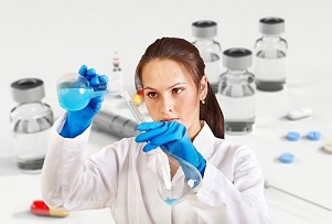 Terza dose per gli operatori sanitari: di nuovo incertezze e posizioni generiche