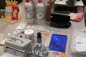 Sequestrata droga dello stupro spedita via posta: tre arresti