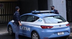 Oppiacei per malati cancro a tossicomani: medico arrestato