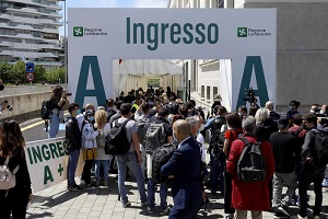 Presidio Italexit davanti alle Scintille