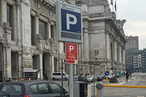 DASPO per 47 parcheggiatori abusivi e questuanti
