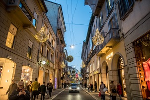 In Montenapoleone la nuova edizione della “Christmas Shopping Experience”