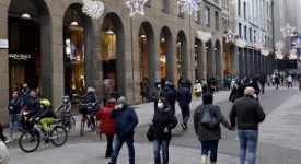 I saldi partono con il freno a mano tirato