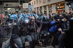 Corteo studenti: scontri con la Polizia