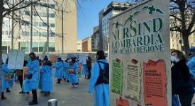 Protesta degli infermieri davanti al Pirellone