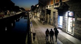 Giovane accoltellato sui navigli