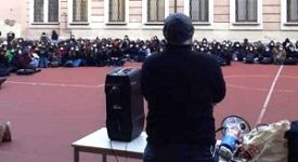 Studenti occupano il Liceo Manzoni