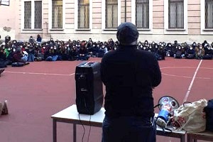 Studenti occupano il Liceo Manzoni