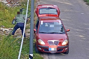 Scarico illecito di rifiuti, 77 accertamenti e 5 notizie di reato