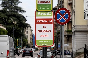 Comune seppellisce i dati di Area B Prorogata al 1° ottobre l’entrata in vigore dei divieti di ingresso in area B e C
