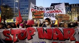 Corteo femminista contro la guerra