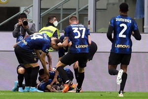 L'Inter vince e torna in testa al campionato