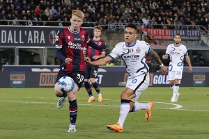 L'Inter perde a Bologna e il Milan rimane in testa