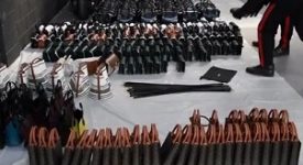 Nove arresti per furti di stock di abiti