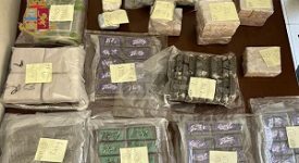 Un arresto per detenzione di armi e droga