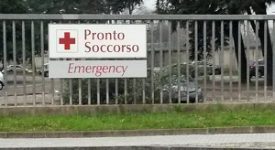 Uomo investito da camion dell'AMSA