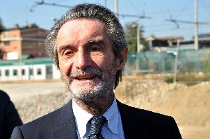 Fontana: pronto a discutere ricandidatura con Salvini Gradimento di Fontana cresciuto 10 punti in un anno