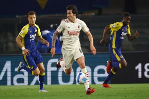 Il Milan vince e torna a + 2 sull'Inter
