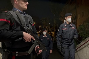 Traffico di droga e armi in Lombardia: 30 arresti