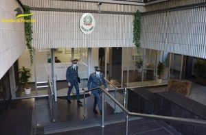 Monza, si ruba oltre mezzo milione di contributi pubblici: arrestato