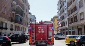 Incendio in appartamento 8 feriti 2 gravi