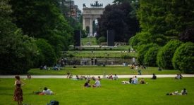 Si torna a innaffiare piante e giardini