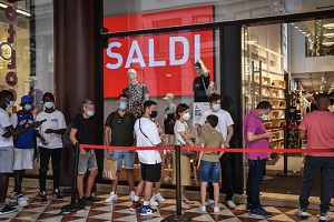 Saldi: partenza positiva +10%