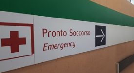 Operaio cade da impalcatura in piazza San Babila