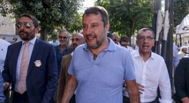 Salvini: Sala classista con chi non può permettersi un'auto nuova