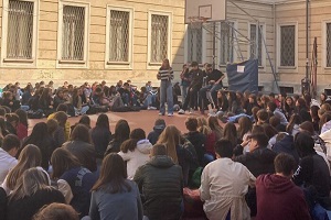 Liceo Manzoni occupato per protesta