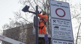 Sala: su Area B vedrò opposizioni ma vado avanti Fontana: su Area B impossibile dialogare con il Comune Fontana pronto a confronto su Area B ma Sala tira dritto