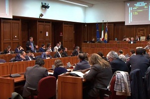 Centrodestra (Piscina, Cocucci, Pozzoli): Sinistra metropolitana boccia Sala sui divieti Area B