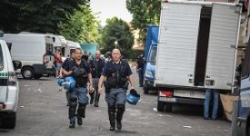 Iniziato lo sgombero degli abusivi da Via Bolla