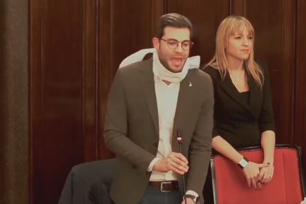 Polemica per presunta frase omofoba