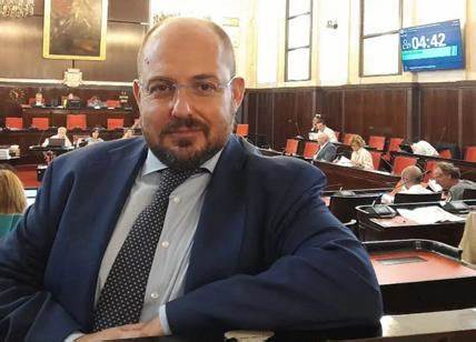 De Chirico Vs. Arienta: parole grosse e mezze verità