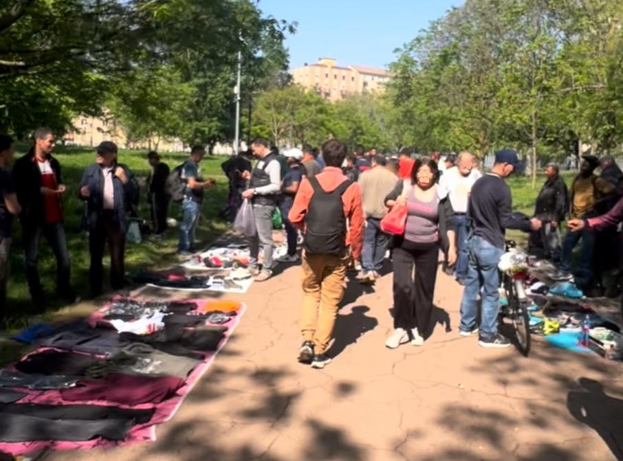 parco Alessandrini ancora in balia degli abusivi